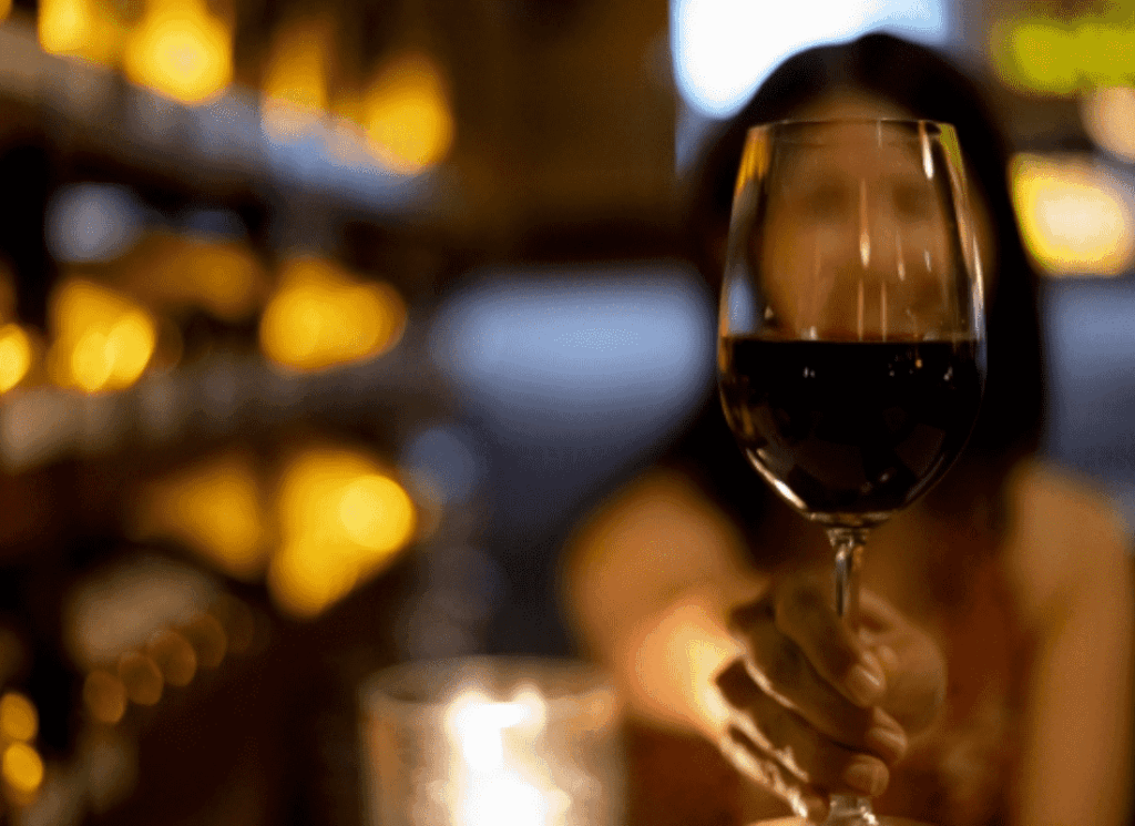 既婚者男性とふたりで会うのはダメ？法律上の境界線